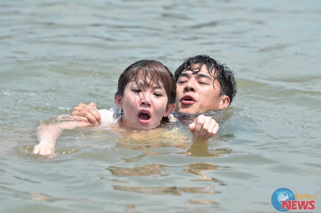 w!NEWS新闻网 | 「爱上巧克力」郭书瑶美女救