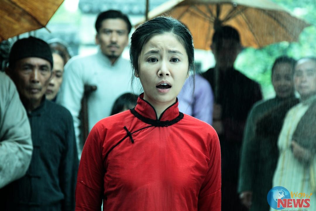  林心如 水沟 拍鬼片 贴胸贴真空上阵 惠英红装死