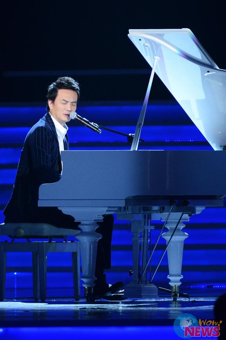中歌榜群星演唱会 两岸歌手轮番演出惊喜连连