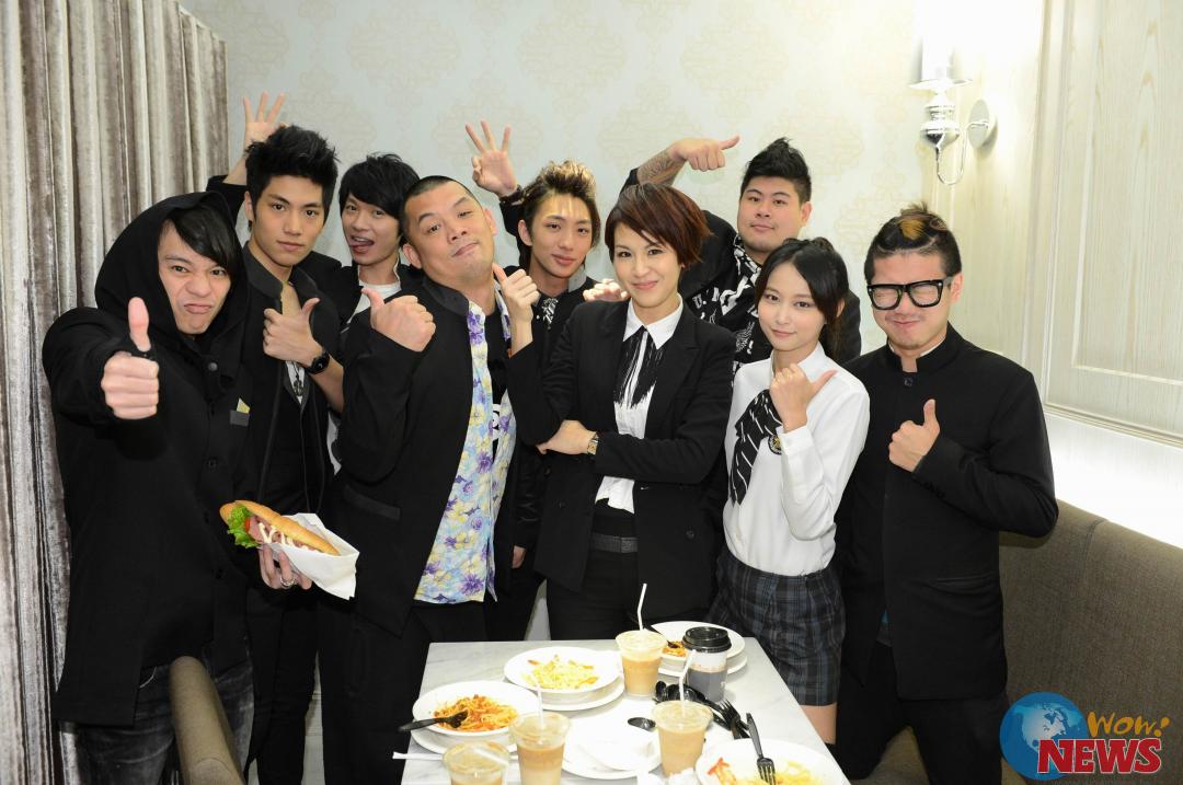 终极一班2』快闪宣传数百粉丝挤爆台北车站| W