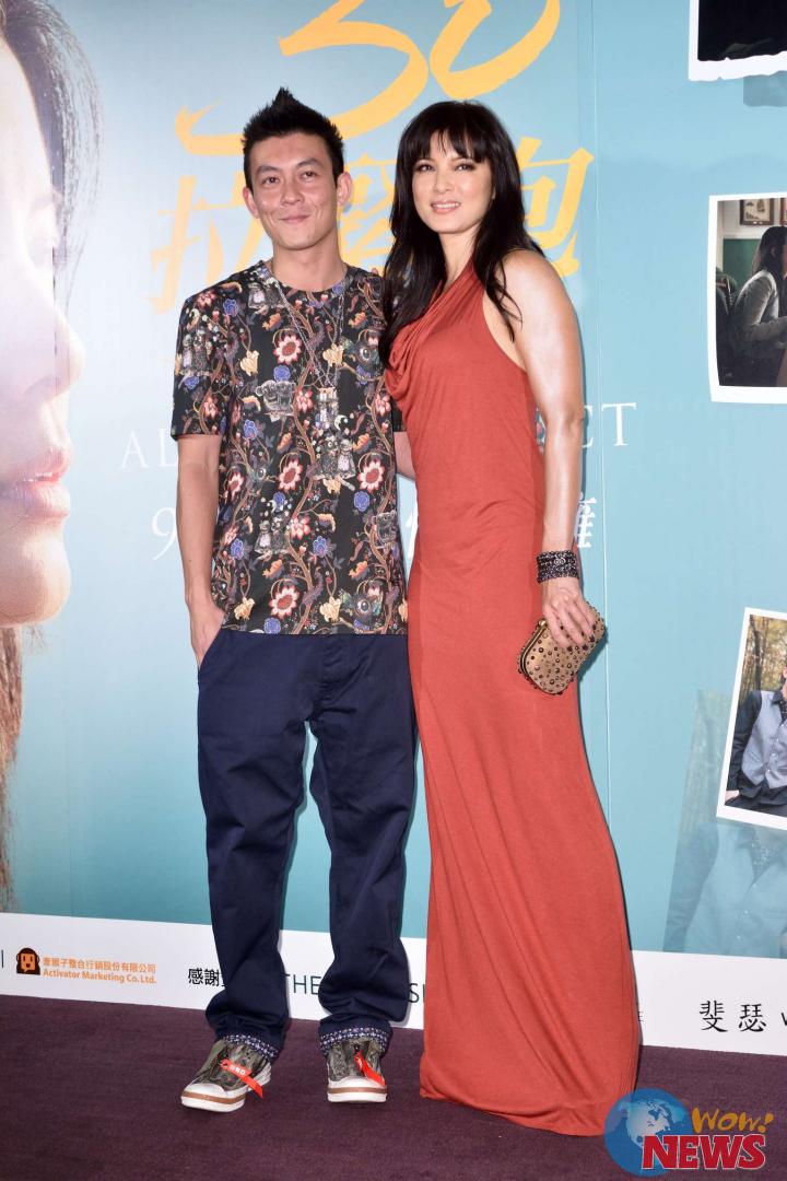 度登台大喊《30拉紧抱》