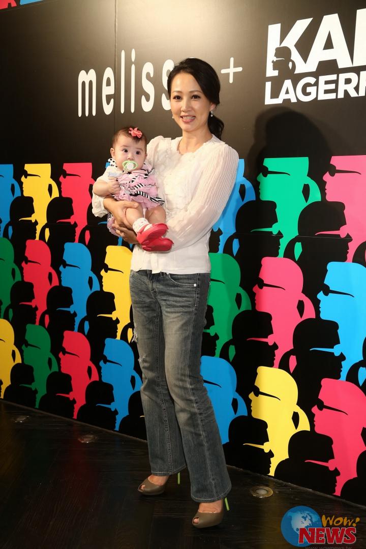 郁方携女儿首次亮相+闻菲鹏婚变分享夫妻相处