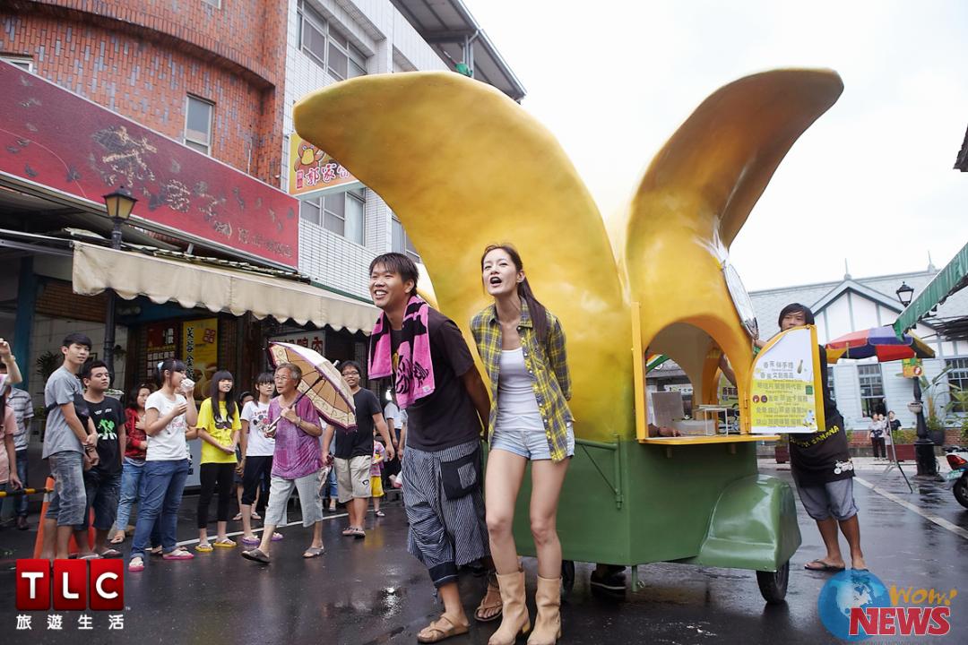 Janet旗山街头叫卖香蕉 险害台青蕉乐团血本无