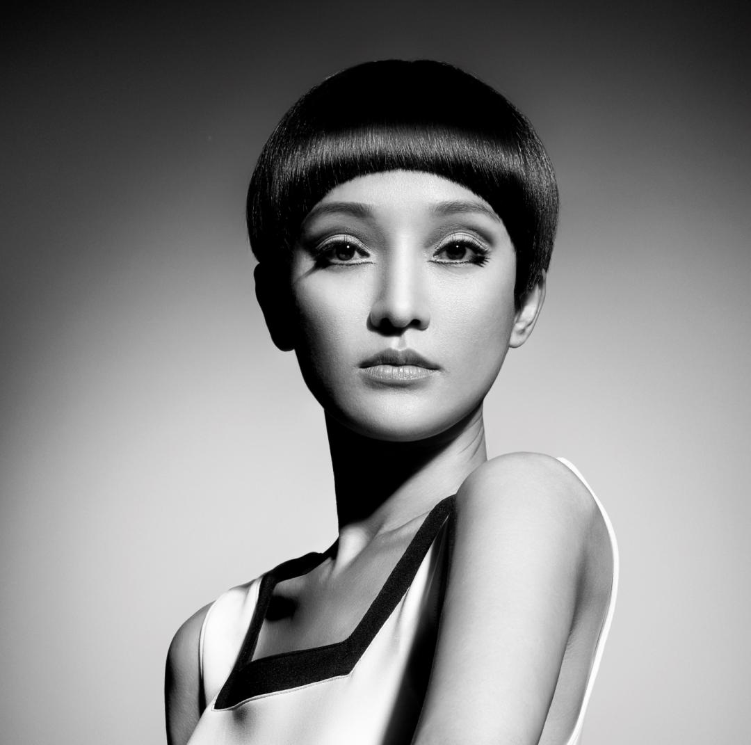 时尚精灵周迅诠释经典沙宣<em>发型 发艺</em>革命引领