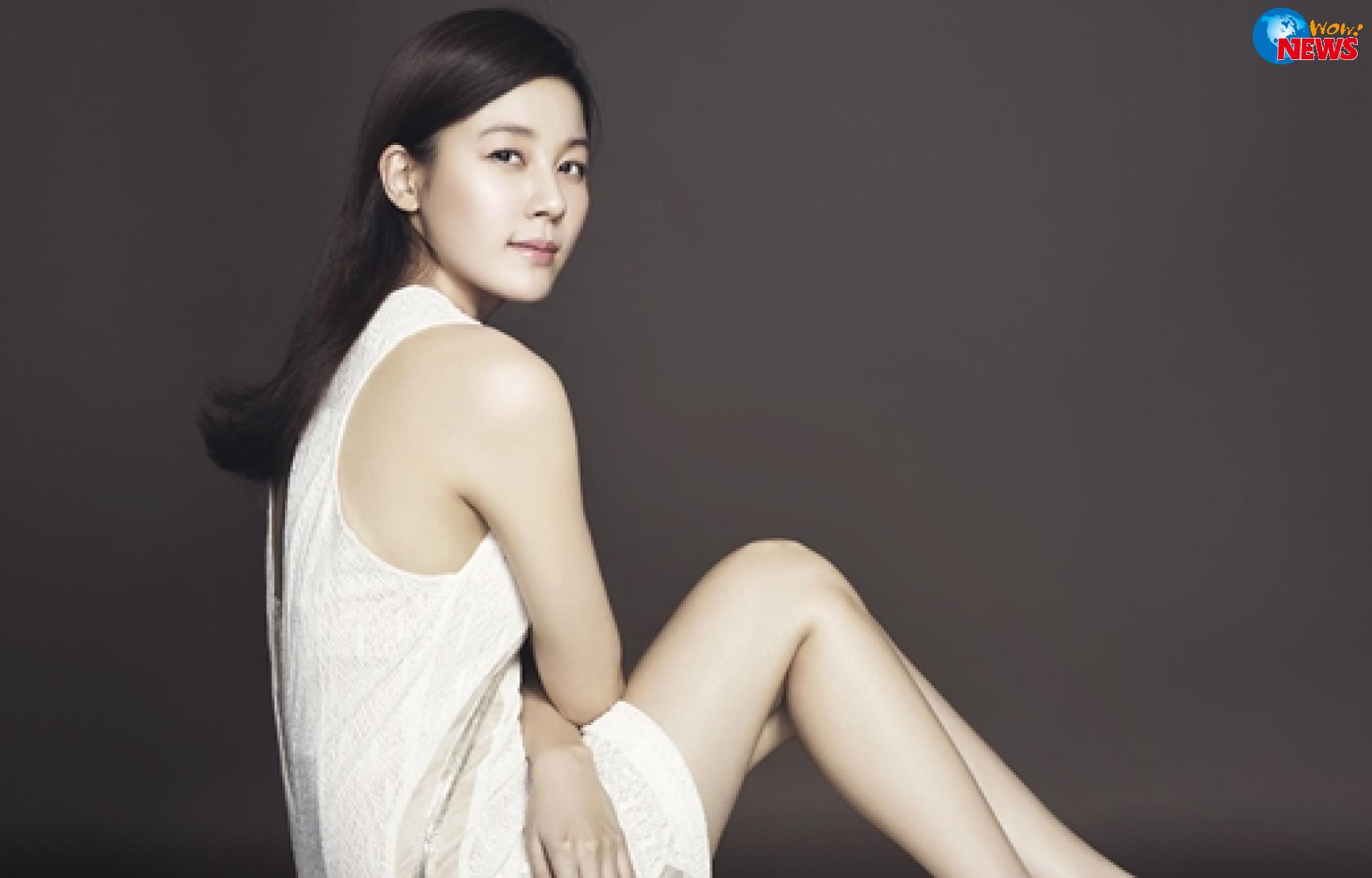 金荷娜连续3年担任化妆品代言人曝唯美写真 | Wow!NEWS新闻网