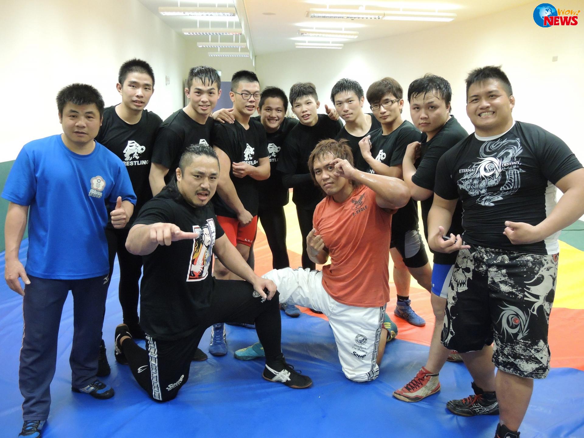 新日本职业摔角巨星震撼登台 点燃台湾大战熊