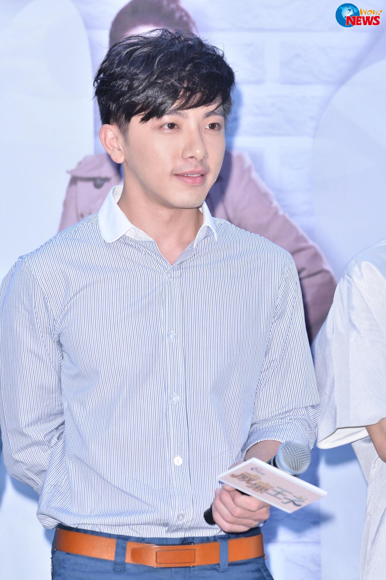 謝坤達自嘲肌肉沒型 洗澡戲撈泡泡遮「點」 Wow!NEWS新聞網