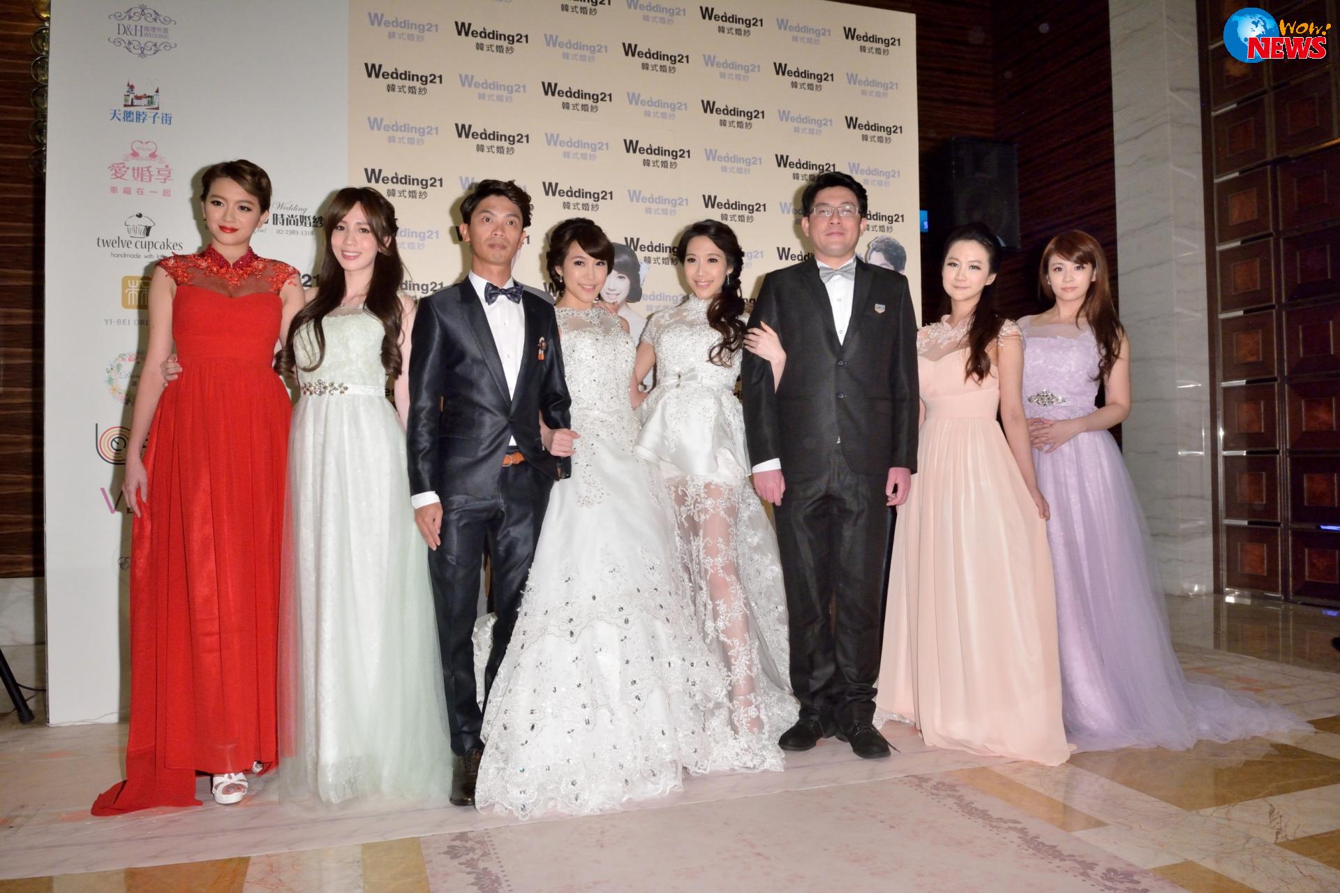 最美<em>双胞胎依依佩佩</em>脱下国王婚纱 改披百万嫁