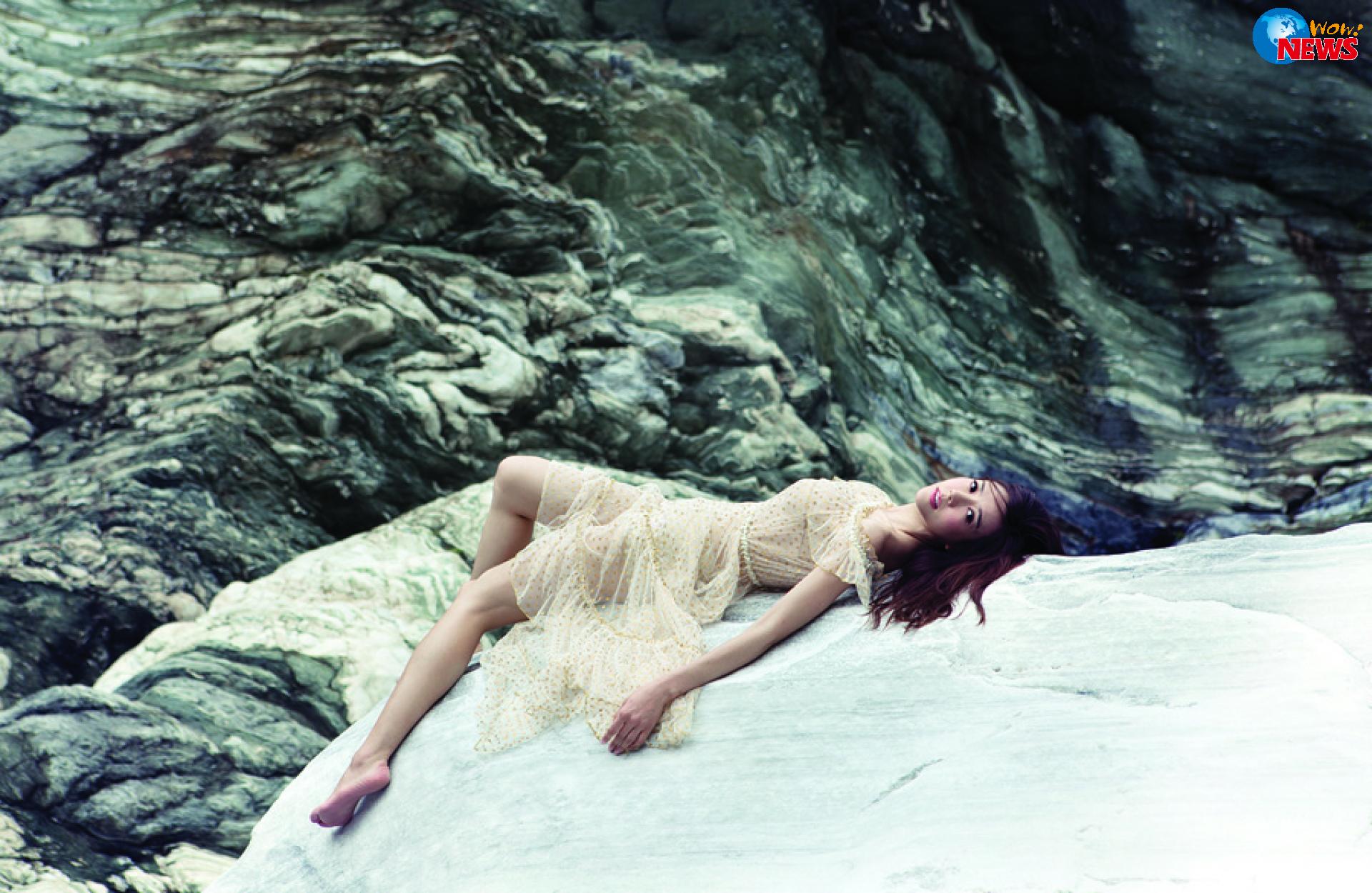  周韦彤秘境 跋山涉水不喊苦 冰风寒雨挺蜂腰美