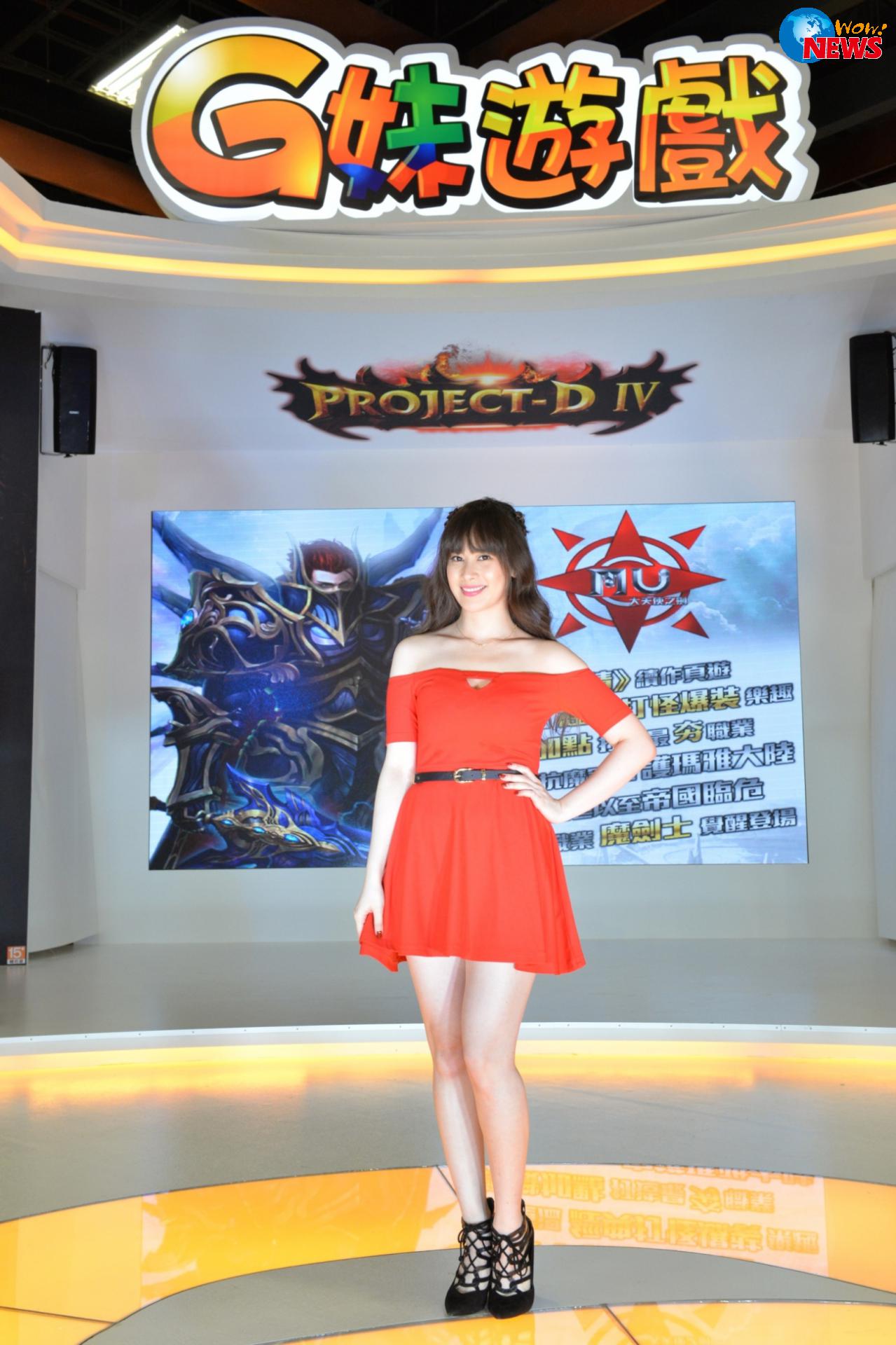 电玩展人气娇点 G妹游戏MU女神洪棠现身美翻! | Wow!NEWS新闻网